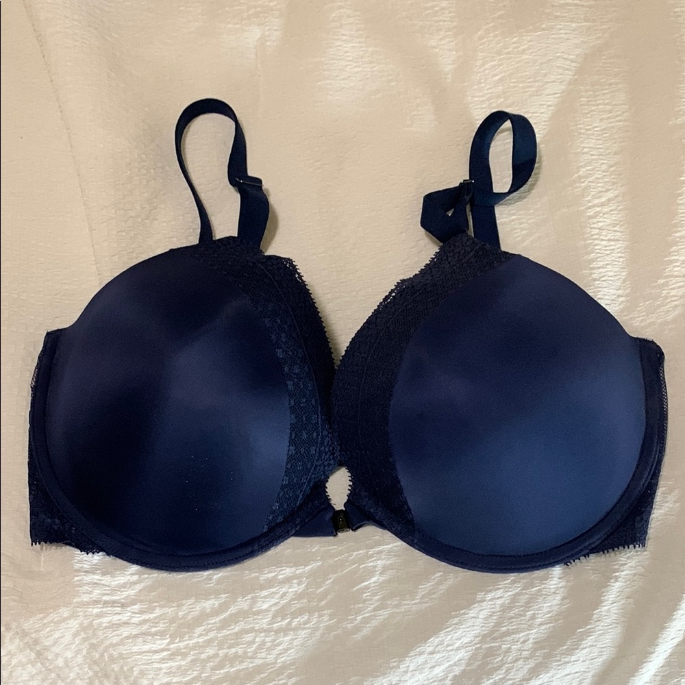 Victoria's Secret Blue T-Shirt Bra